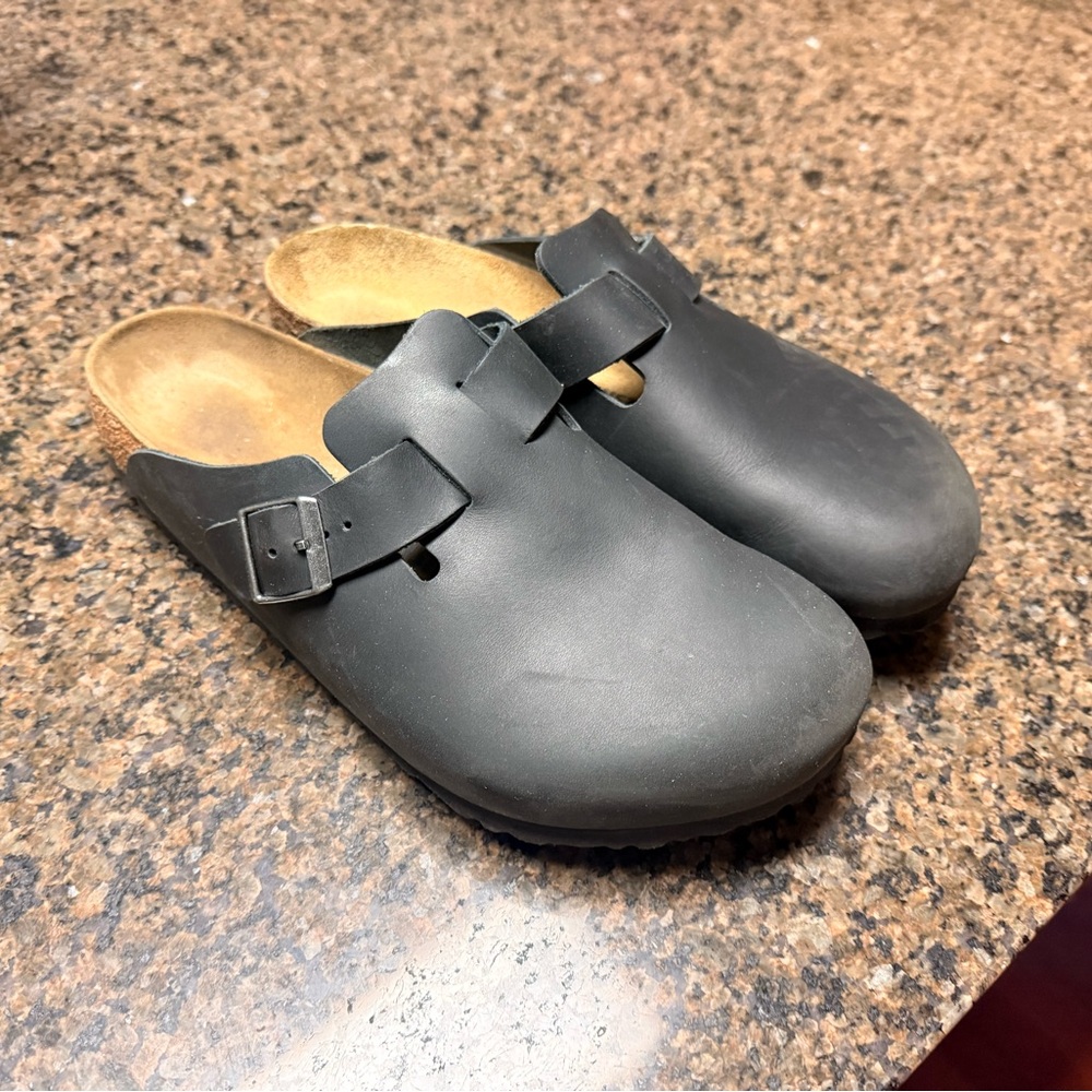Birkenstock Boston oiled black leather size 11 excellent condition